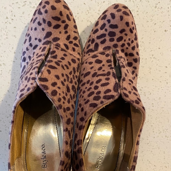 Boot/Heels - Picture 4 of 4